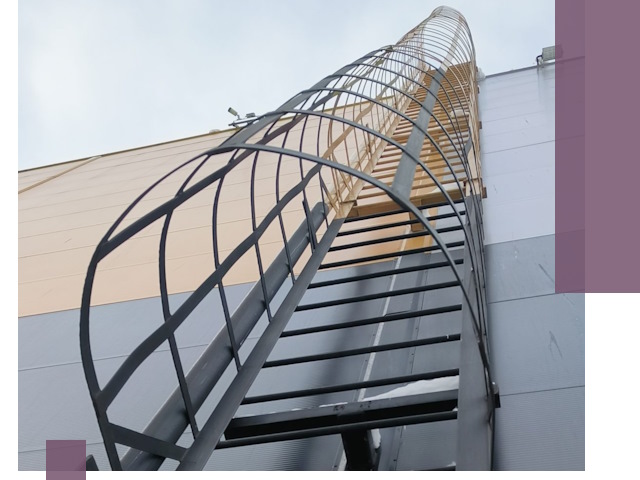 Изготовление и монтаж пожарных лестниц в Ульяновске профессионально