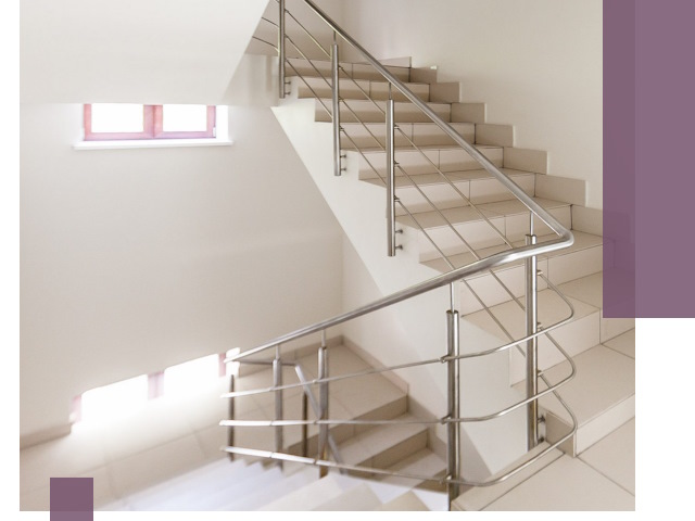 Установка и замена перил в подъезде в Ульяновске