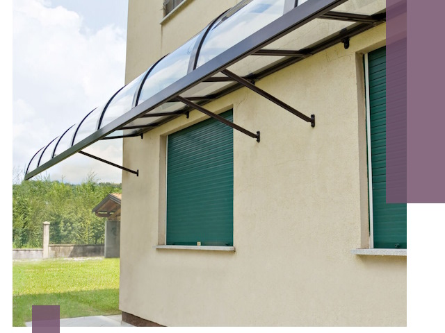 Козырьки над окнами в Ульяновске — изготовление и монтаж по выгоде