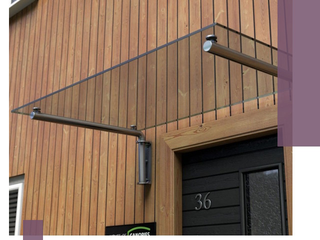 Стеклянные козырьки на входы и фасады в Ульяновске